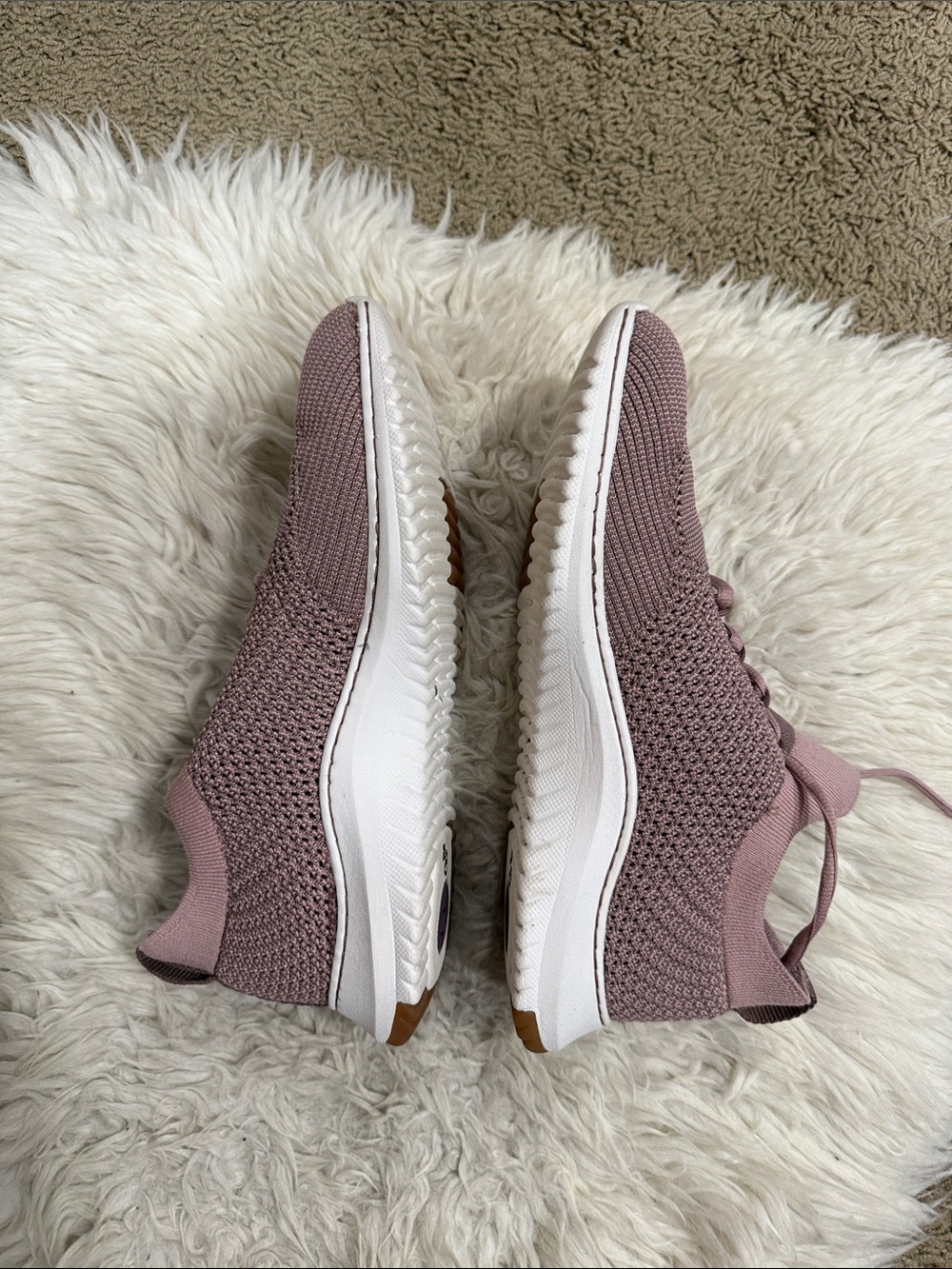 Womens Bionica Oressa Pink Knit Athletic Gym Sneakers Shoes
Size 10 M - Picture 3 of 9